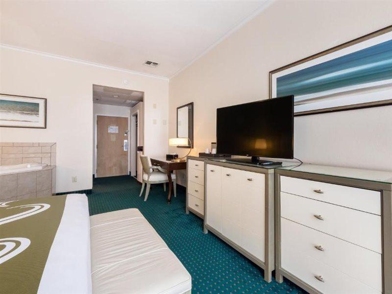 Quality Inn & Suites Conference Center Winter Haven Buitenkant foto