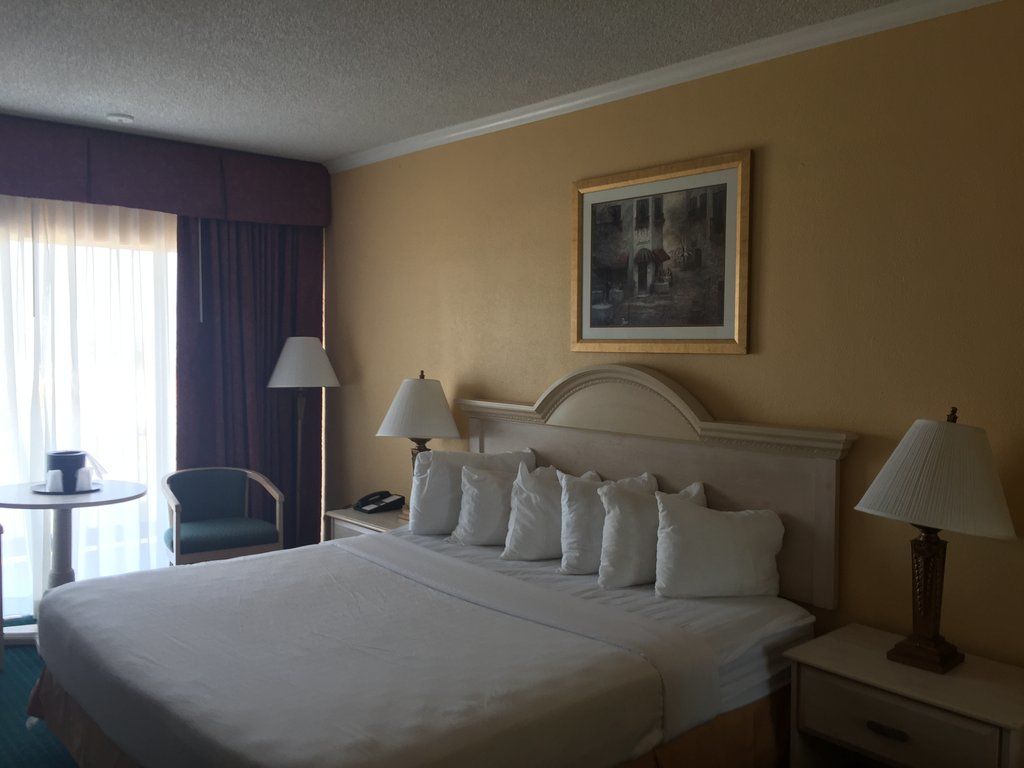 Quality Inn & Suites Conference Center Winter Haven Buitenkant foto